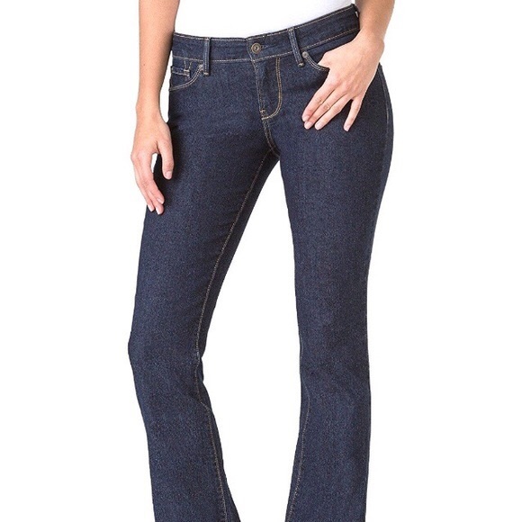 denizen from levi's curvy bootcut jeans